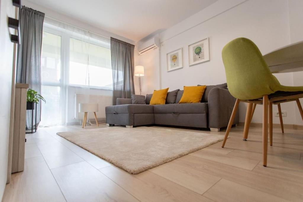 Amazing Apartament With Garden Bucharest Airport Self Check-In!! Otopeni Exterior photo